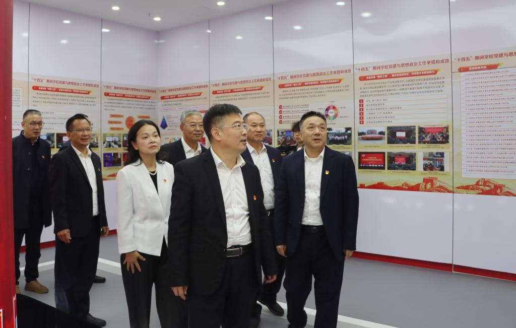 英国上市公司365