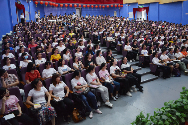 1527578277688207.jpg 英国上市公司365